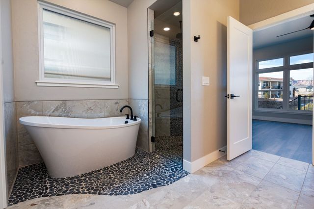 2280 Holy Cross Court, Grand Junction, CO 81507