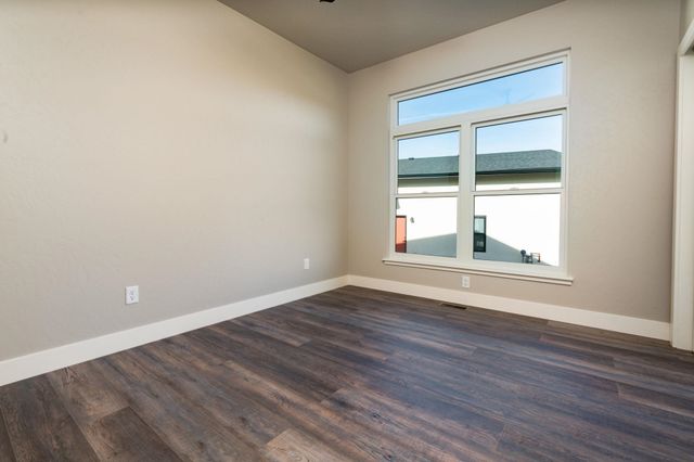 2280 Holy Cross Court, Grand Junction, CO 81507