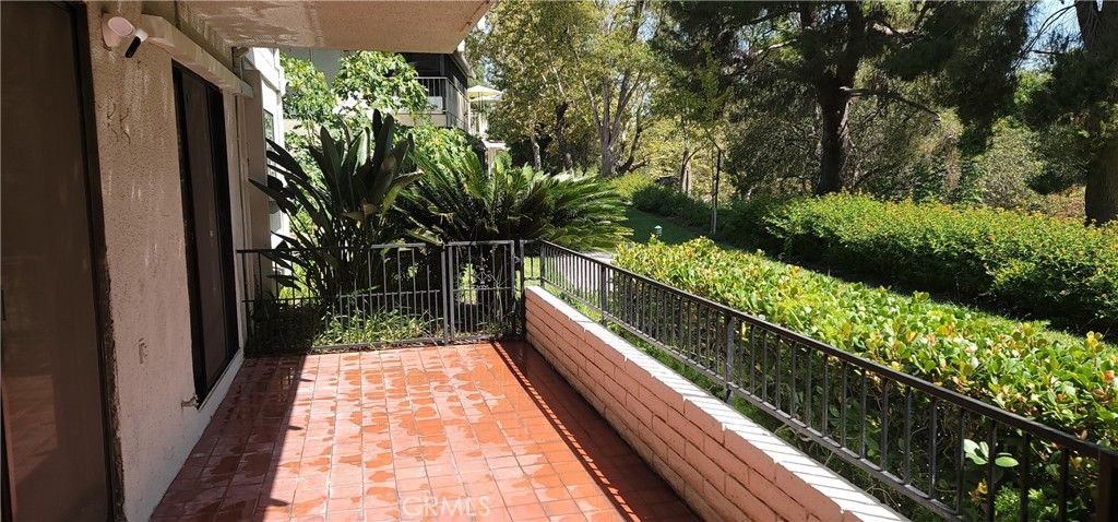 931 Avenida Majorca #A, Laguna Woods, CA 92653 — photo 3