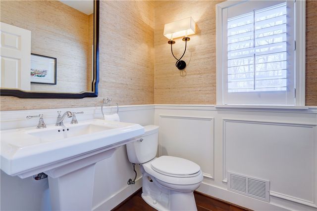 38 Wren Field Lane, Pittsford, NY 14534