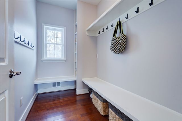 38 Wren Field Lane, Pittsford, NY 14534