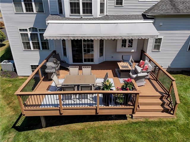 38 Wren Field Lane, Pittsford, NY 14534