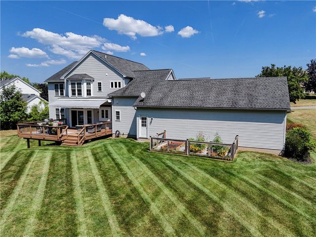 38 Wren Field Lane, Pittsford, NY 14534