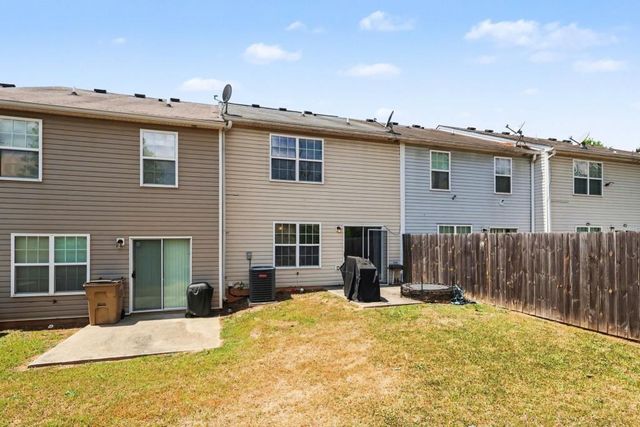 5330 Creekview Lane, Morrow, GA 30260