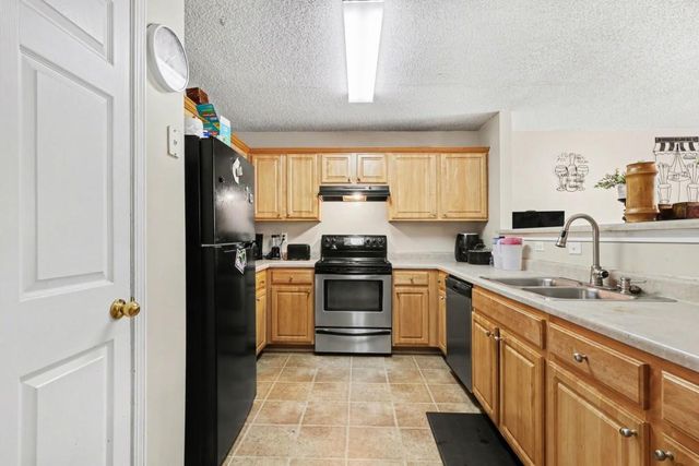 5330 Creekview Lane, Morrow, GA 30260