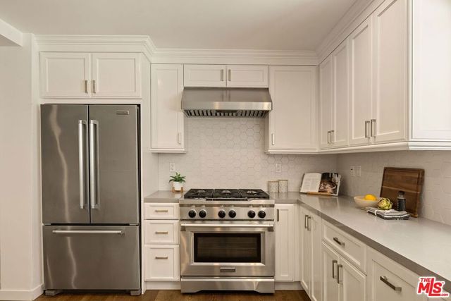 11734 Sunshine Terrace, Studio City, CA 91604