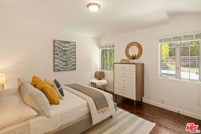 11734 Sunshine Terrace, Studio City, CA 91604