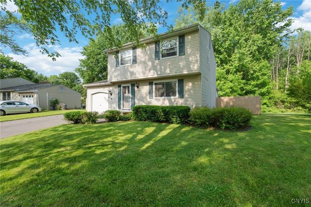 4287 Stepping Stone Lane, Clay, NY 13090