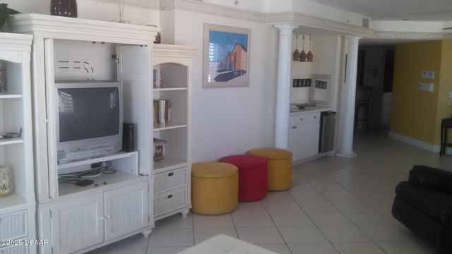 2055 S Atlantic Ave Apt 303, Daytona Beach, FL 32118