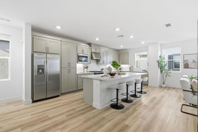 9065 Tallship Way, Newark, CA 94560