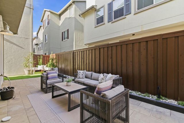 9065 Tallship Way, Newark, CA 94560