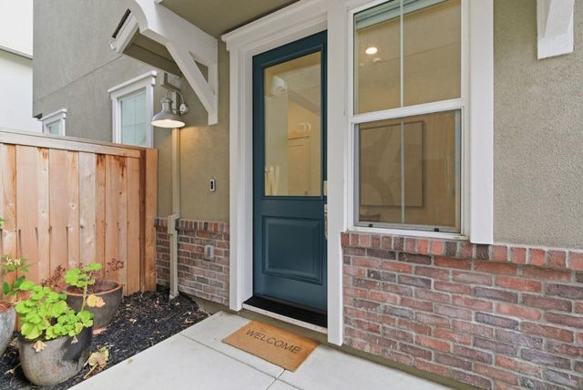 9065 Tallship Way, Newark, CA 94560