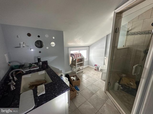 56 GOLDENRIDGE DR, Levittown, PA 19057