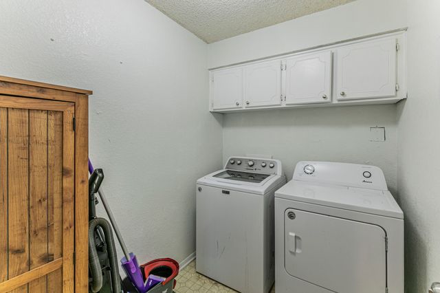 332 Lindenwood Lane S, Hewitt, TX 76643