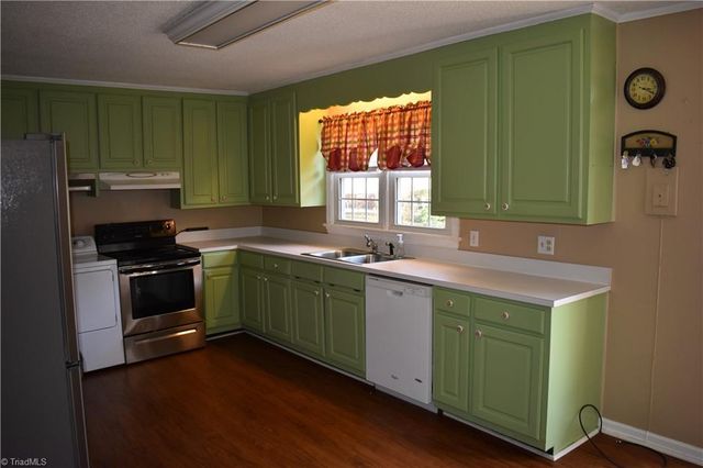 1115 E Willowbrook Drive, Burlington, NC 27215