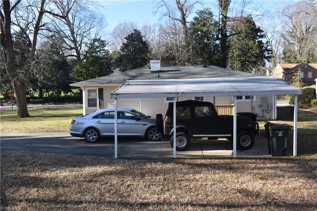 1115 E Willowbrook Drive, Burlington, NC 27215