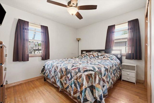 2117 AVENUE L, Council Bluffs, IA 51501