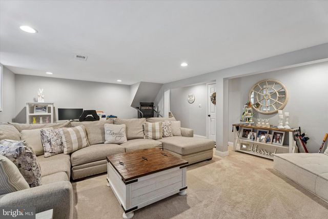 249 GLEAVES RD, Springfield, PA 19064