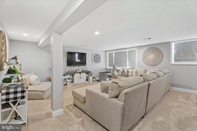 249 GLEAVES RD, Springfield, PA 19064