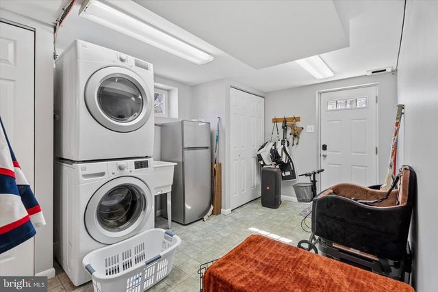 249 GLEAVES RD, Springfield, PA 19064