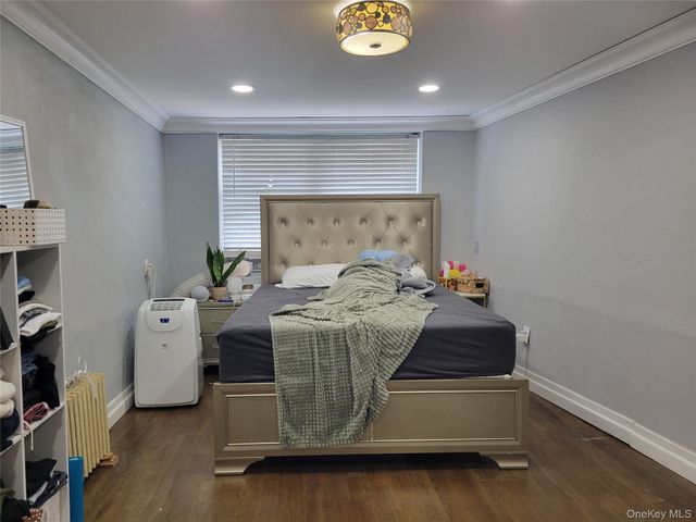 1637 W 2nd Street, Brooklyn, NY 11223