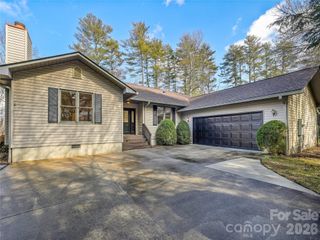 63 Red Fox Drive, Pisgah Forest, NC 28768
