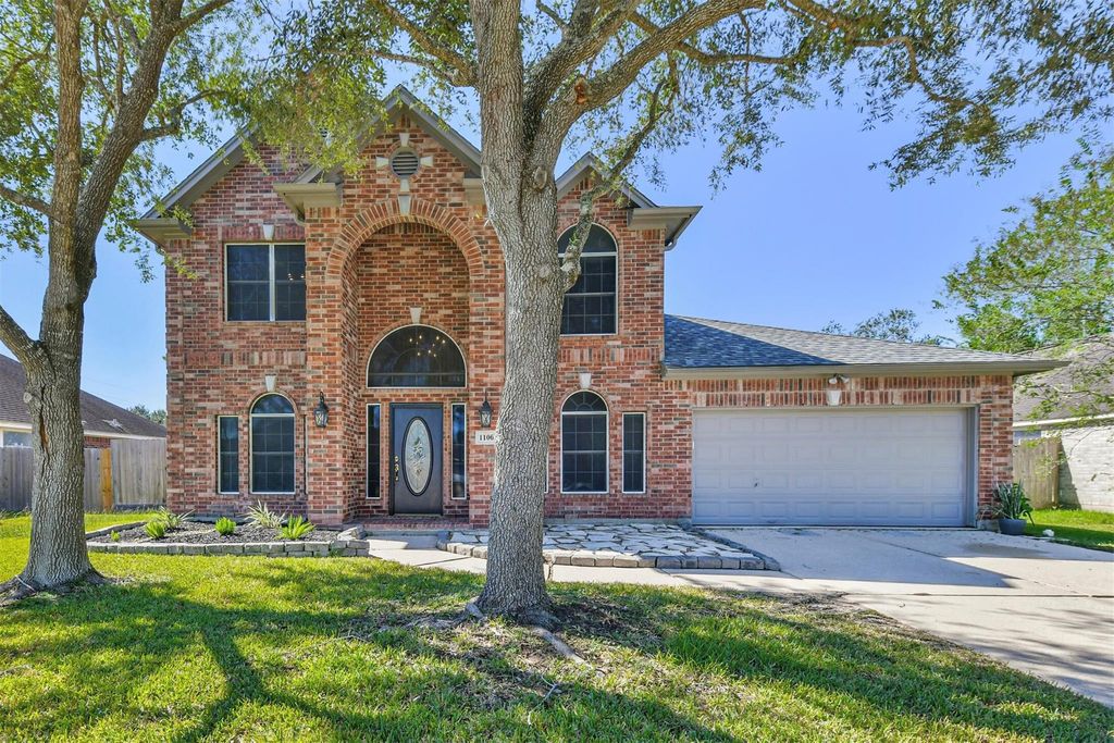 1106 Barkly Court, Pearland, TX 77581