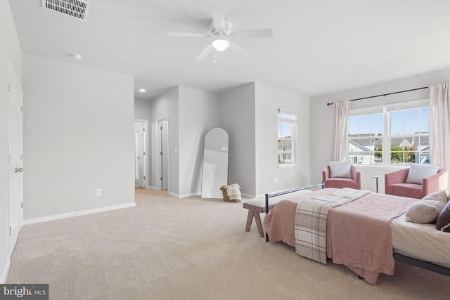 804 MILDENHALL CT, Purcellville, VA 20132