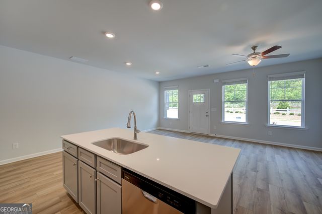 152 Flier Drive, Mcdonough, GA 30253