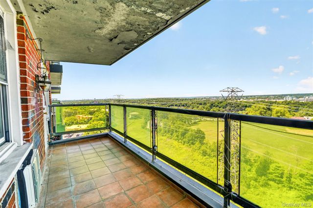 1841 Central Park Avenue 18A, Yonkers, NY 10710
