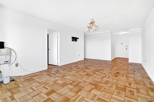 1841 Central Park Avenue 18A, Yonkers, NY 10710