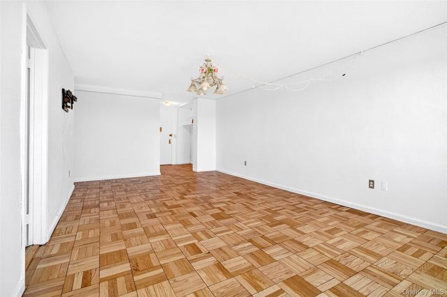 1841 Central Park Avenue 18A, Yonkers, NY 10710
