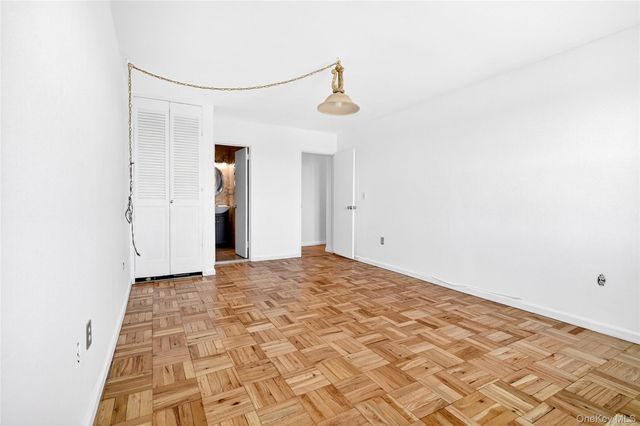 1841 Central Park Avenue 18A, Yonkers, NY 10710