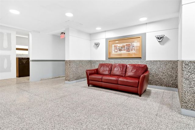 1841 Central Park Avenue 18A, Yonkers, NY 10710