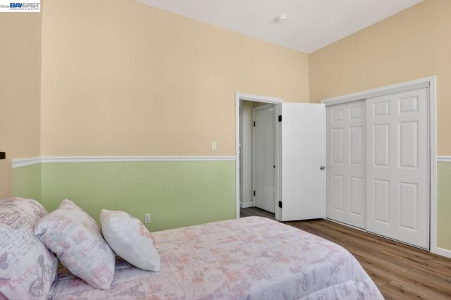 1328 E 25th St, Oakland, CA 94606