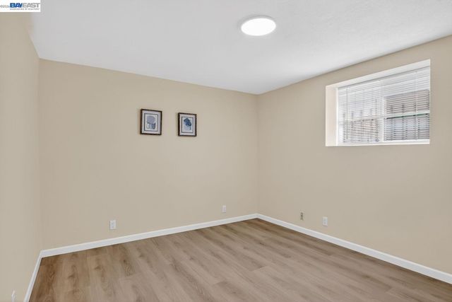 1328 E 25th St, Oakland, CA 94606