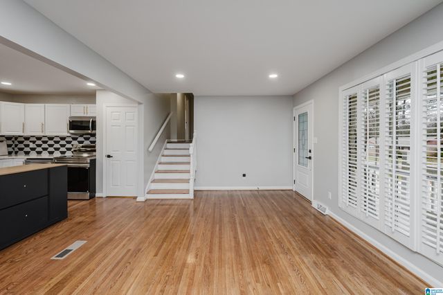 1013 NORMANDALE CIRCLE, Bessemer, AL 35023