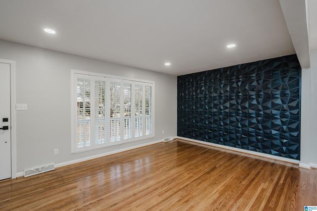 1013 NORMANDALE CIRCLE, Bessemer, AL 35023