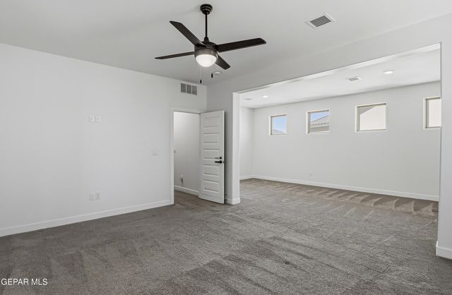 2076 SANTA ISABELLA Street, Sunland Park, NM 88063