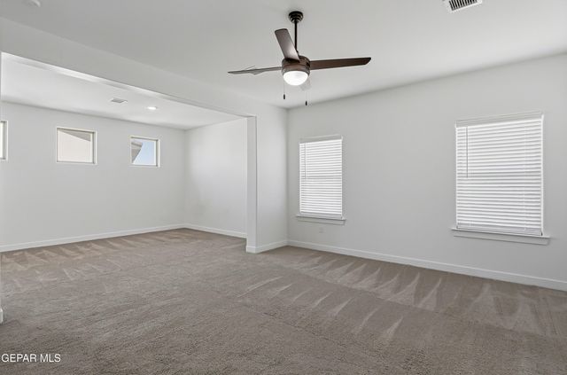 2076 SANTA ISABELLA Street, Sunland Park, NM 88063