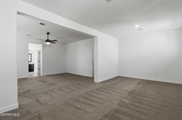 2076 SANTA ISABELLA Street, Sunland Park, NM 88063