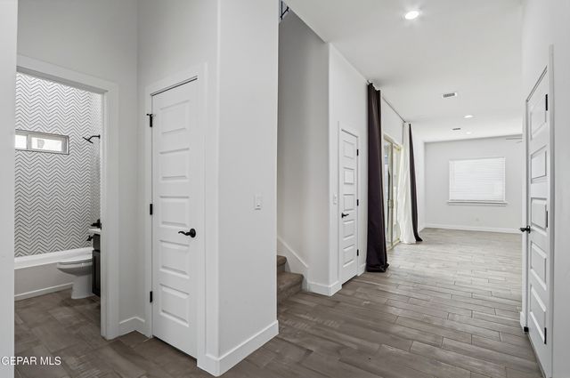 2076 SANTA ISABELLA Street, Sunland Park, NM 88063