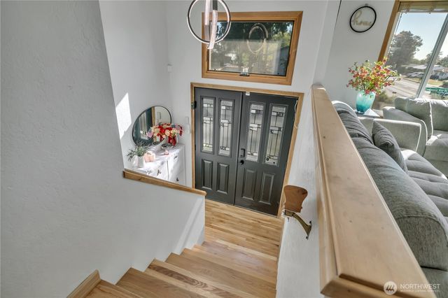 3302 Centennial Way NE, Tacoma, WA 98422