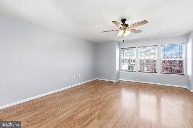 54 COUNCIL CT, Falling Waters, WV 25419