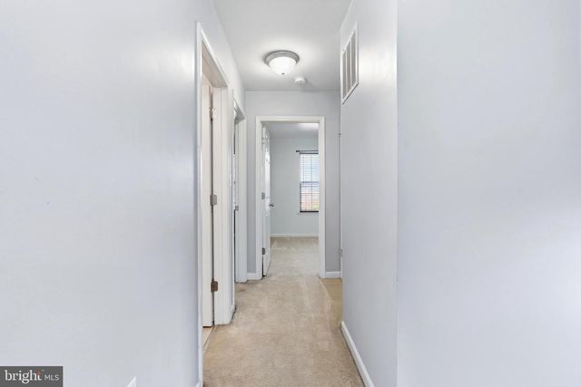 54 COUNCIL CT, Falling Waters, WV 25419