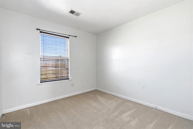 54 COUNCIL CT, Falling Waters, WV 25419