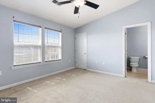54 COUNCIL CT, Falling Waters, WV 25419