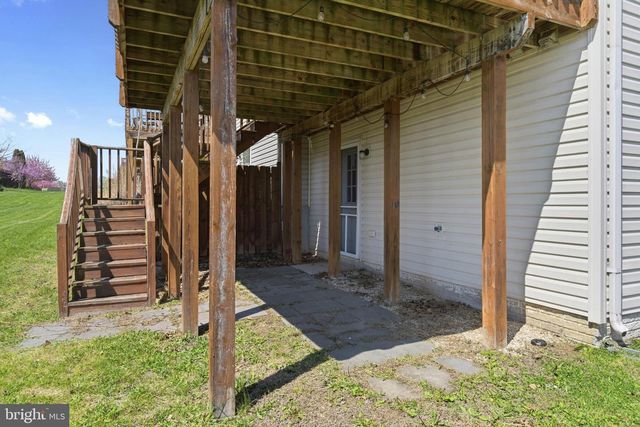 54 COUNCIL CT, Falling Waters, WV 25419