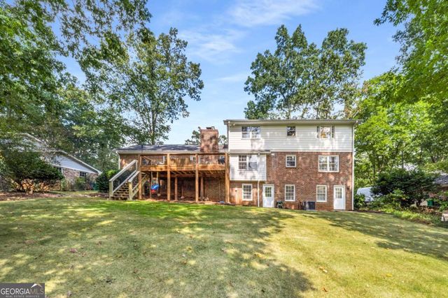 5401 Seaton Way, Dunwoody, GA 30338