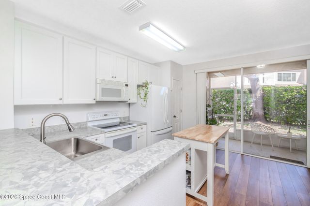 1390 Hampton Park Lane, Melbourne, FL 32940